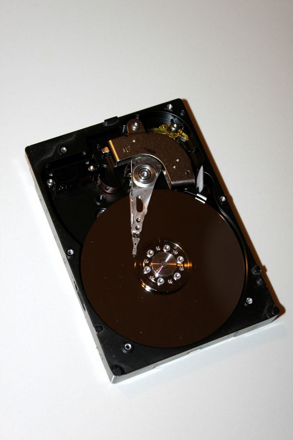 How to Destroy a Hard Drive from a Desktop Computer